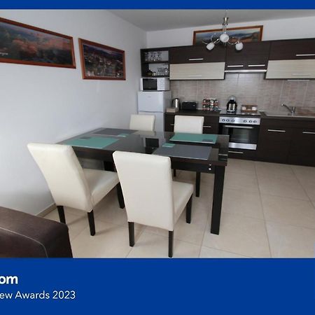 Blonde River Apartman Soter Сегед Екстериор снимка