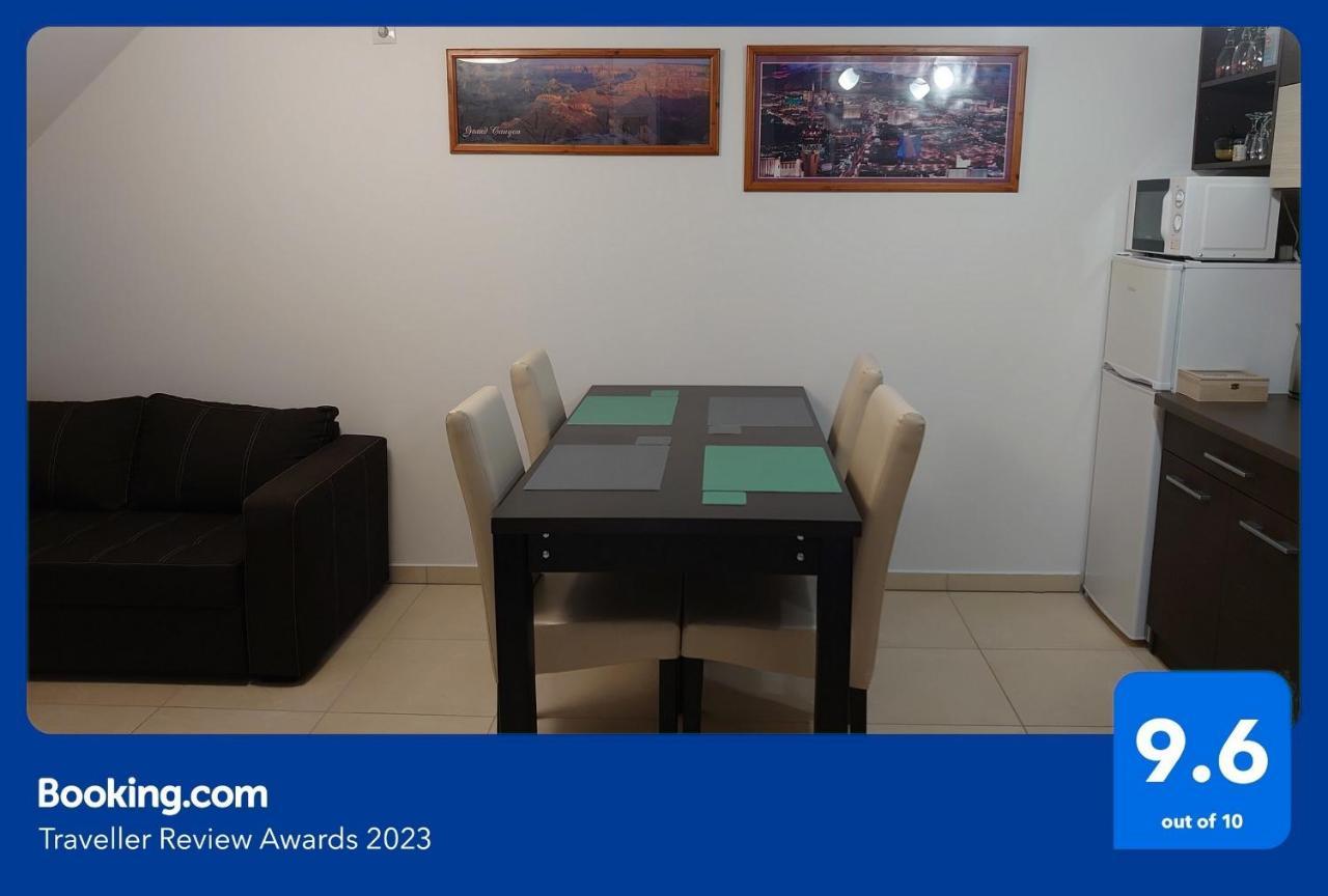 Blonde River Apartman Soter Сегед Екстериор снимка