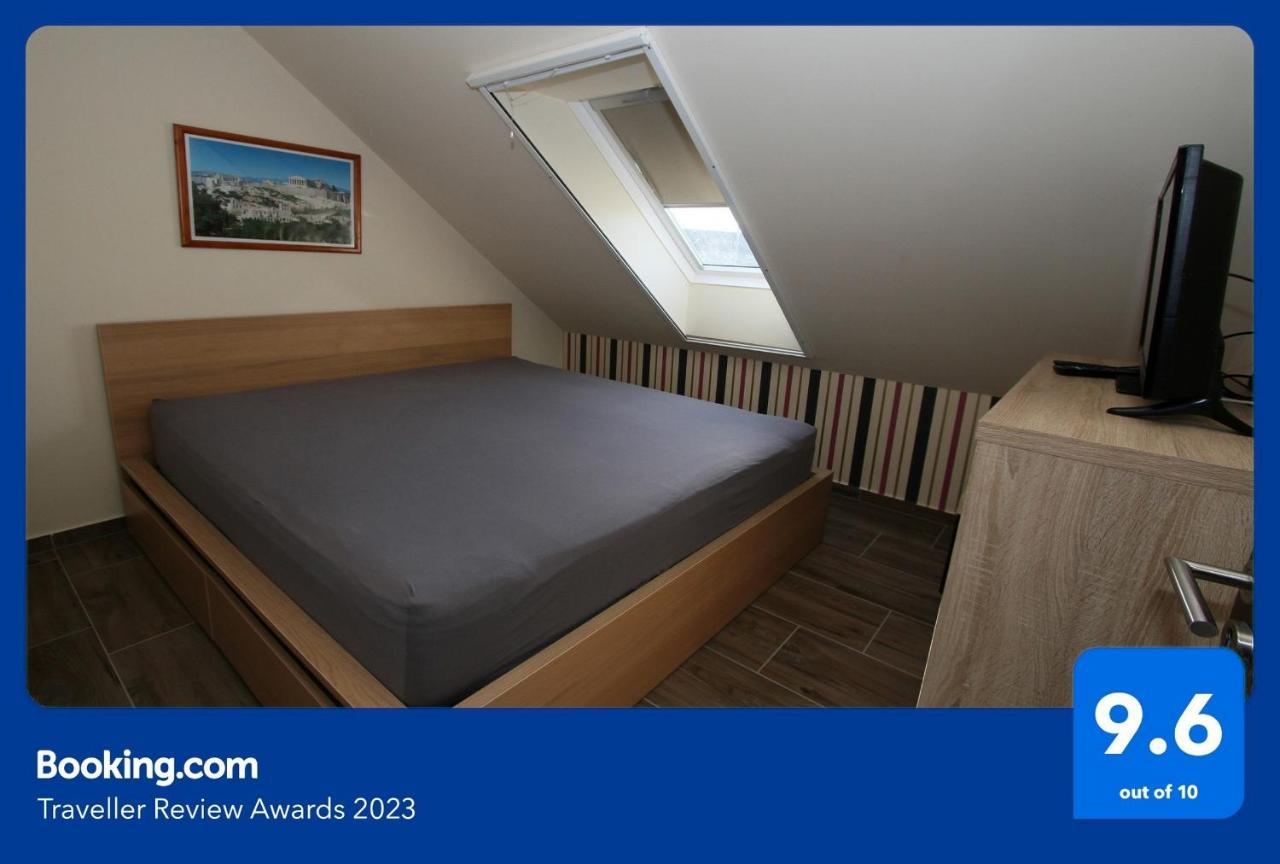 Blonde River Apartman Soter Сегед Екстериор снимка