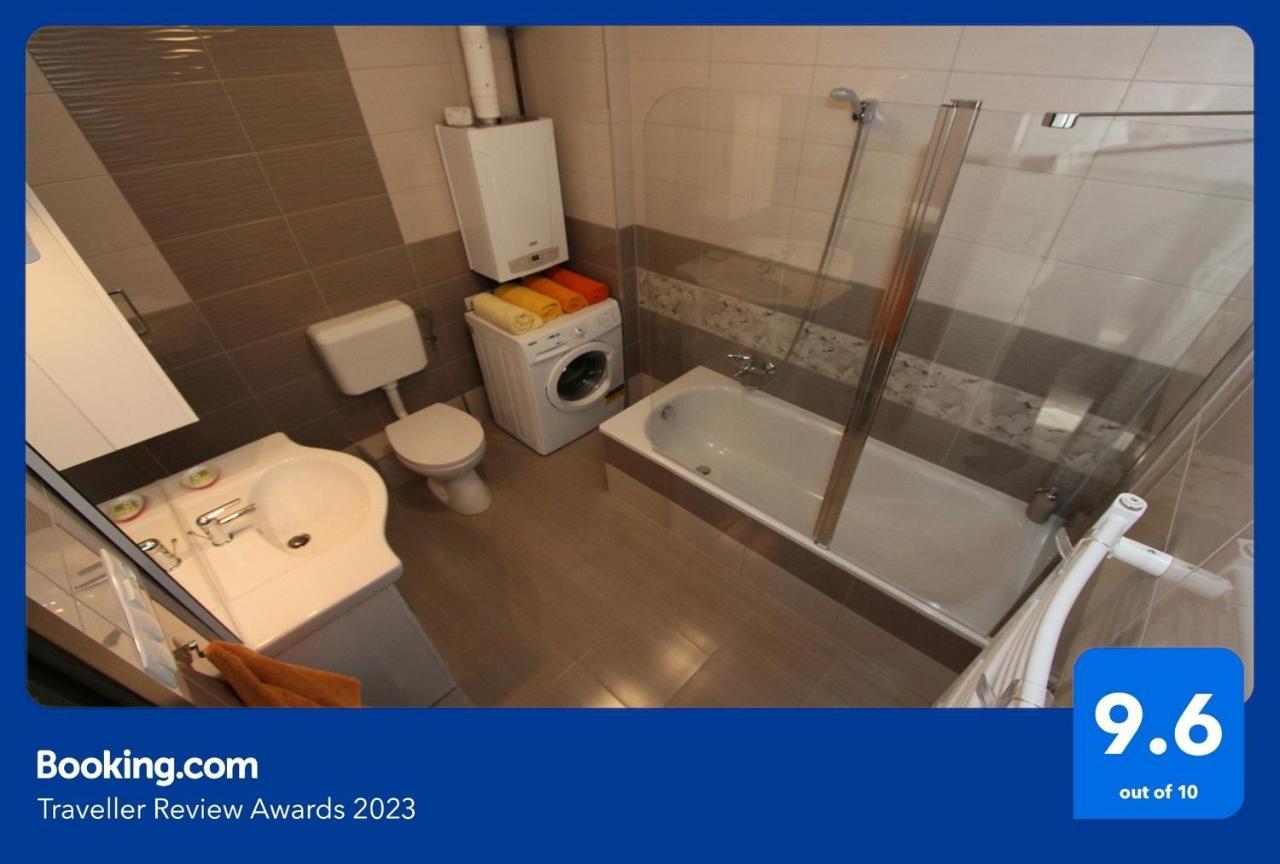 Blonde River Apartman Soter Сегед Екстериор снимка